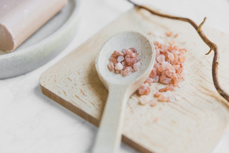 Natural Himalayan salt exporter mining pink salt from mountains